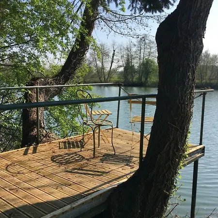 The Salt House 펜션 Avoise