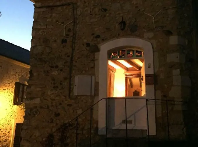 The Salt House * Avoise